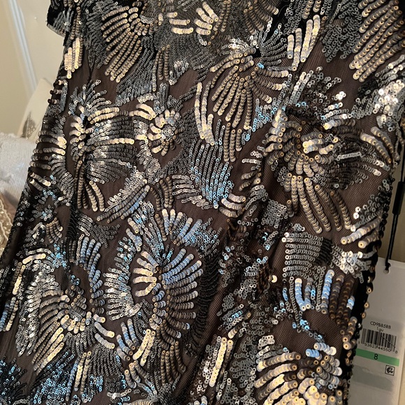 Evening gown - Picture 2 of 7